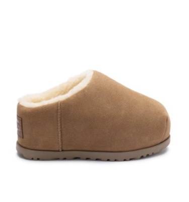 窦靖童同款！UGG 新款毛绒拖鞋<br />       7.5折 $111.75