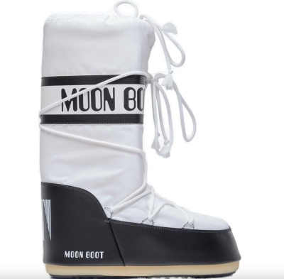 Moon Boot 黑白长款雪地靴<br />       6.4折 $133（约966元）