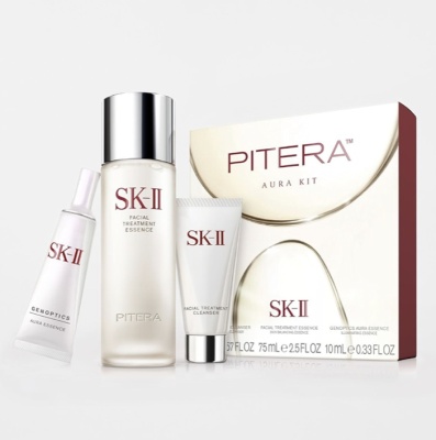 SK-II Pitera Aura 套装<br />       8.5折 $93.5（约679.34元）