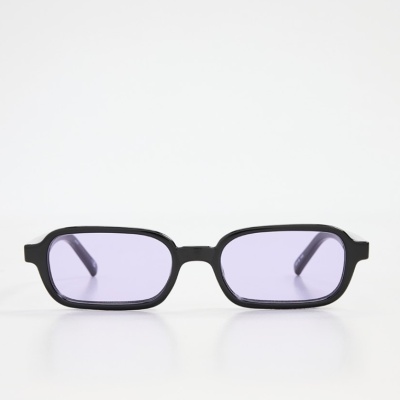 Hailey Bieber同款！Le Specs Pilferer窄框墨镜<br />       8折 $52（约377.92元）