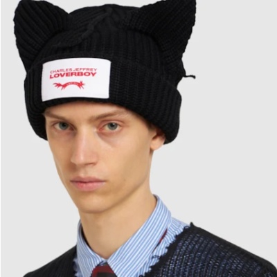 Charles Jeffrey LOVERBOY 耳朵装饰羊毛混纺粗线便帽<br />       5折 €54（约443.83元）