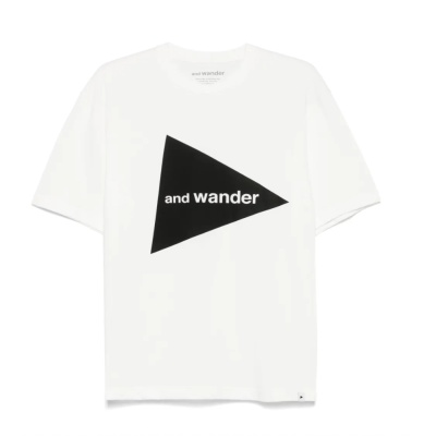 古力娜扎同款！And Wander 三角标短袖<br />       8折 ¥409