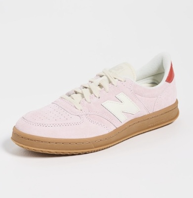 New Balance T500 小粉鞋<br />       7.5折 $82.49（约592.98元）