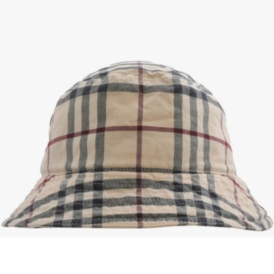 Burberry 格纹渔夫帽<br />       2.1折 $99（约712.16元）