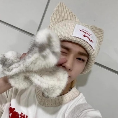 中站含税！SSENSE：Charles Jeffrey LOVERBOY 时尚专场 反季入毛线帽<br />       低至3折