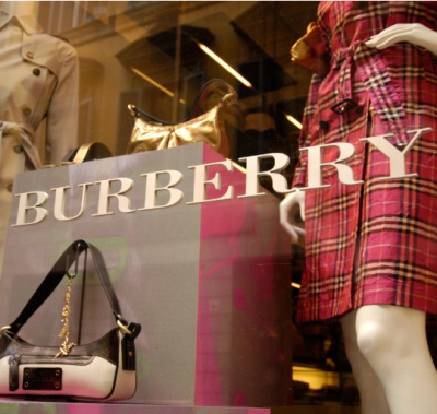 Jomashop：Burberry 清仓大促！多款T恤/下装两位数<br />       低至0.5折
