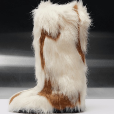 SSENSE:本周焦点推荐 毛绒饰边靴子  选购 Moncler、Epingler、Crocs<br />       部分享定价优势