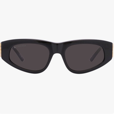 海莉同款!Balenciaga Logo 墨镜<br />       3.2折 $181.99(约1299.86元)
