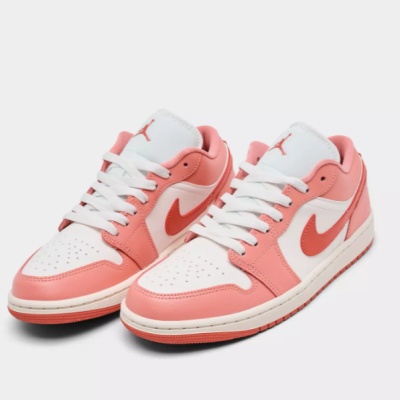 Nike 耐克 Air Jordan Retro 1 低帮运动鞋<br />       5折 $59.5（约425.06元）