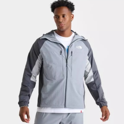 The North Face 北面 Trishull 夹克<br />&nbsp;&nbsp;&nbsp;&nbsp;&nbsp;&nbsp;&nbsp;5.6折&nbsp;$75（约521.38元）