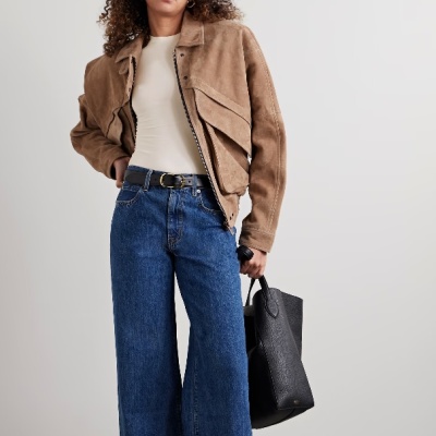 SKIMS 紧身短款T恤<br />&nbsp;&nbsp;&nbsp;&nbsp;&nbsp;&nbsp;&nbsp;5.6折&nbsp;HK$244（约216.16元）