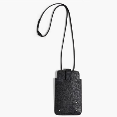 热卖！MAISON MARGIELA 鹅卵石纹皮革手机壳<br />&nbsp;&nbsp;&nbsp;&nbsp;&nbsp;&nbsp;&nbsp;4折&nbsp;$148（约1020.59元）