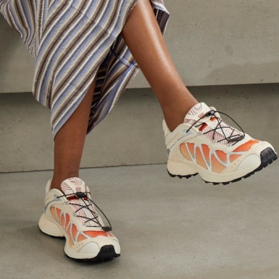 SALOMON 萨洛蒙 XT-WHISPER 橙色运动鞋<br />&nbsp;&nbsp;&nbsp;&nbsp;&nbsp;&nbsp;&nbsp;6.4折&nbsp;HK$702.4（约619.45元）