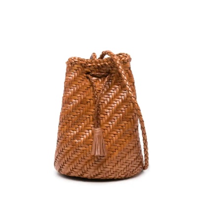 DRAGON DIFFUSION Pompom 编织水桶包<br />&nbsp;&nbsp;&nbsp;&nbsp;&nbsp;&nbsp;&nbsp;6.8折&nbsp;¥1667