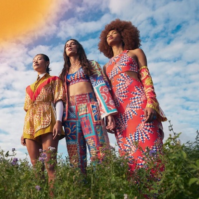 THE OUTNET 美站：Farm Rio 秋冬热带风特惠 蕾丝中长裙$96<br />&nbsp;&nbsp;&nbsp;&nbsp;&nbsp;&nbsp;&nbsp;低至5折