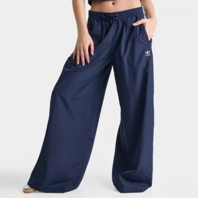 adidas 阿迪达斯 宽松版运动裤<br />&nbsp;&nbsp;&nbsp;&nbsp;&nbsp;&nbsp;&nbsp;6.3折&nbsp;$50（约342.62元）