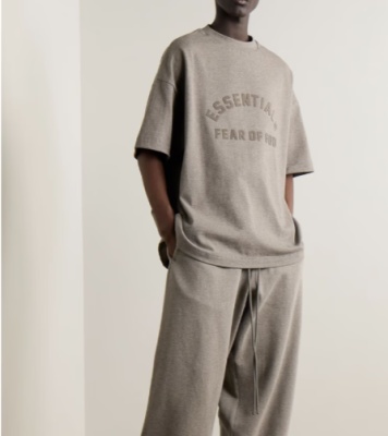 Fear of God  Logo棉质宽松T恤<br />&nbsp;&nbsp;&nbsp;&nbsp;&nbsp;&nbsp;&nbsp;5.1折&nbsp;$38（约257.75元）