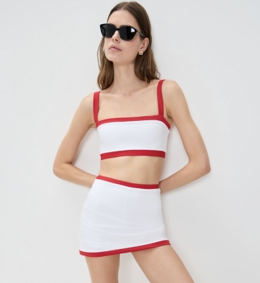 Reformation Adelina Ecomove 两件套<br />&nbsp;&nbsp;&nbsp;&nbsp;&nbsp;&nbsp;&nbsp;4.5折&nbsp;$53.1（约361.88元）
