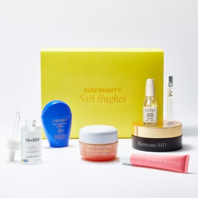 价值超£210！Cult Beauty The Sali Hughes 限量版盒子<br />&nbsp;&nbsp;&nbsp;&nbsp;&nbsp;&nbsp;&nbsp;£45（约411.91元）