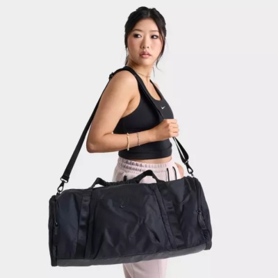 Nike 耐克 35L单肩包<br />&nbsp;&nbsp;&nbsp;&nbsp;&nbsp;&nbsp;&nbsp;3.7折&nbsp;$44（约295.5元）