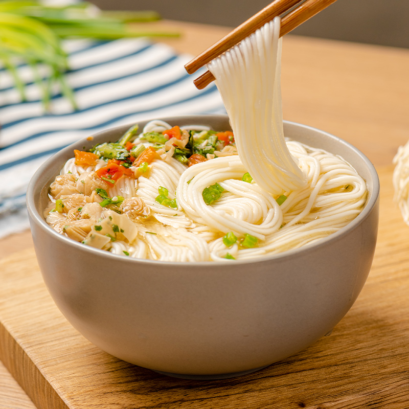 【券后价:6.9元】 【首单】吃欢天兰州牛肉面93g/桶*2桶 - 吃欢天食品旗舰店