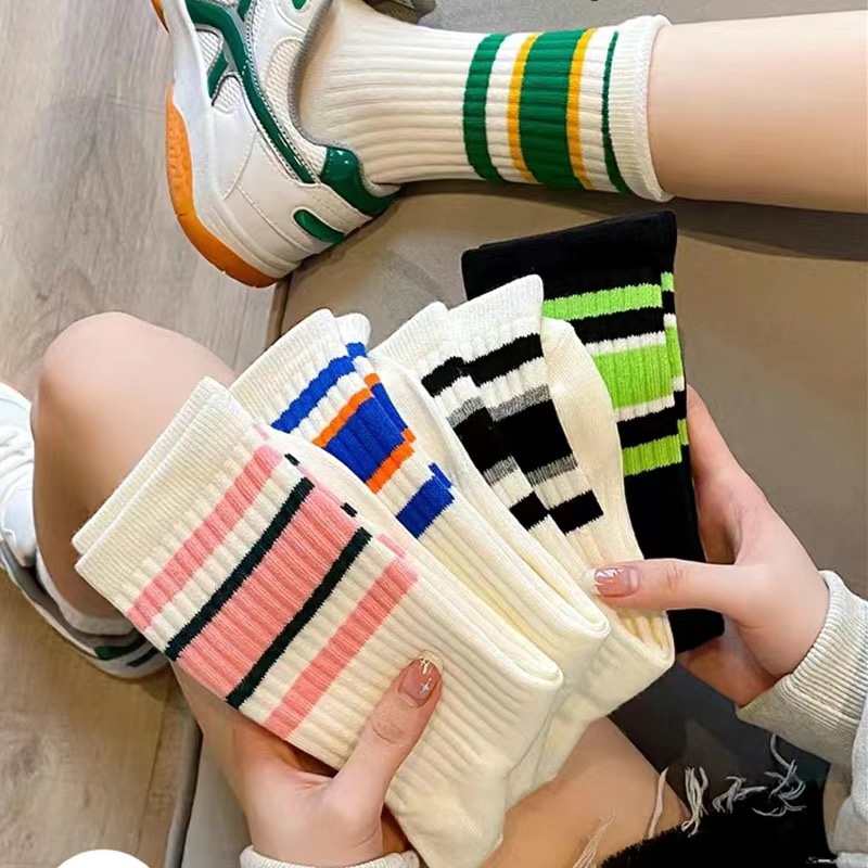 【券后价:1.9元】 天降到手1.9元！两双袜子任选 - 一泽生活小铺