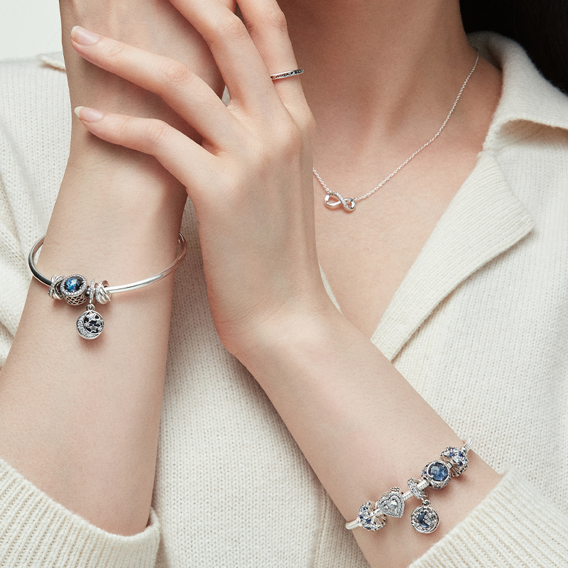 【券后价:1700元】 Pandora潘多拉繁星童话手镯套装 - PANDORA潘多拉官方旗舰店