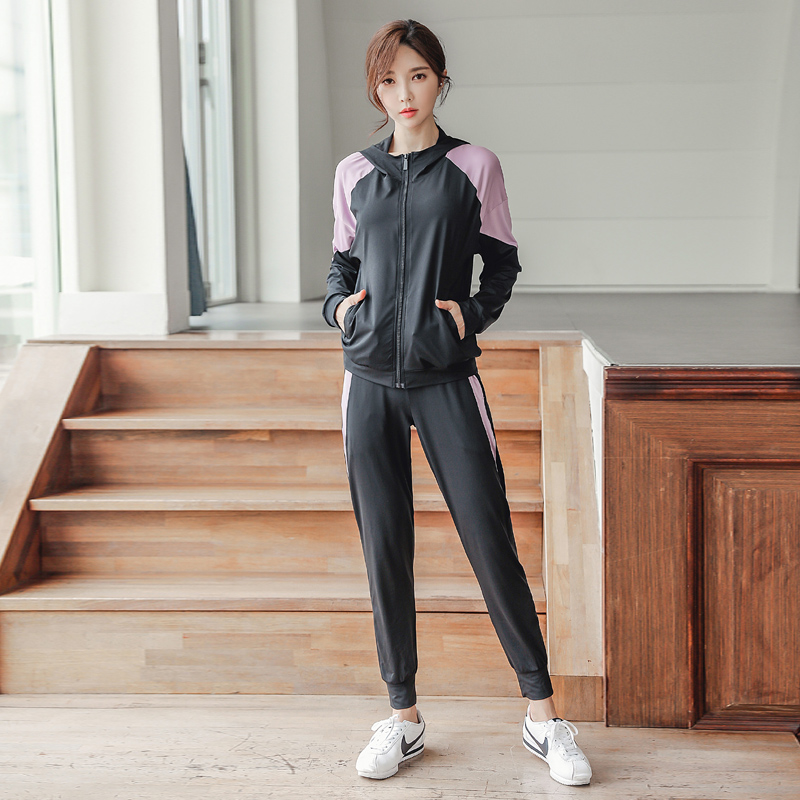 【券后价:78元】 2022新款瑜伽服女新款健身衣运动套装 - 玄色运动户外专营店