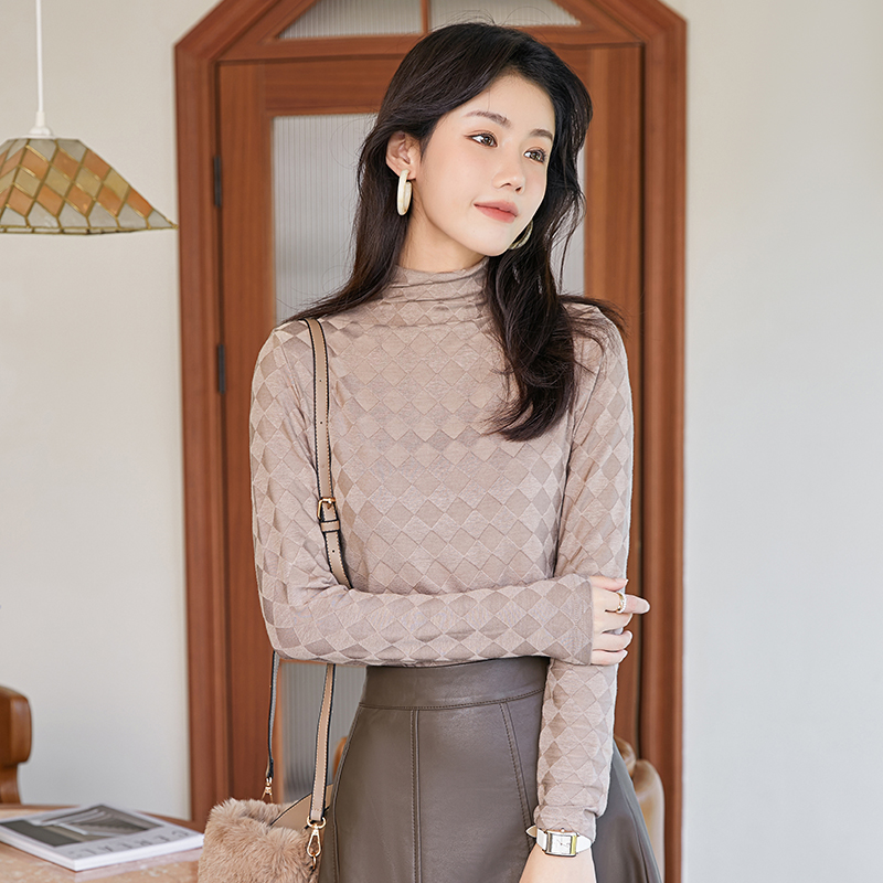 【券后价:39.9元】 BAZAARRED芭莎红复古菱格打底衫 - BAZAARRED服饰旗舰店