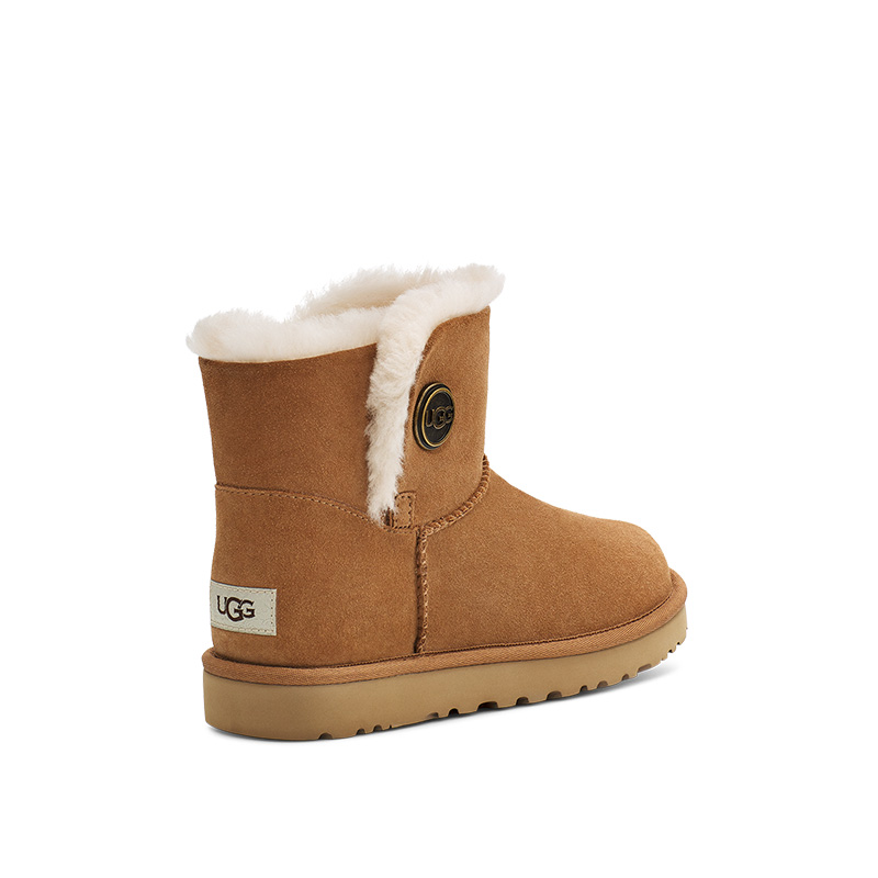 【券后价:919元】 UGG2022秋冬女士经典靴按扣款迷你 - UGG官方旗舰店