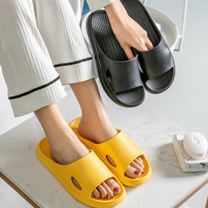 【券后价:3.9元】 踩屎感拖鞋女夏天家用防滑