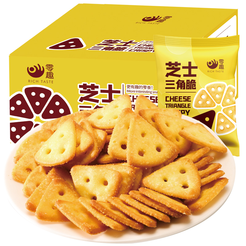【券后价:6.9元】 小黑盒1+签到~零趣芝士三角脆薄脆饼干