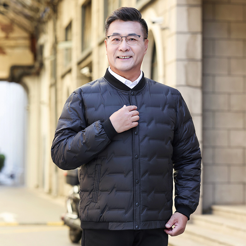 【券后价:208元】 中年人夹克羽绒服男白鸭绒保暖休闲立领外套 - 几莫旗舰店