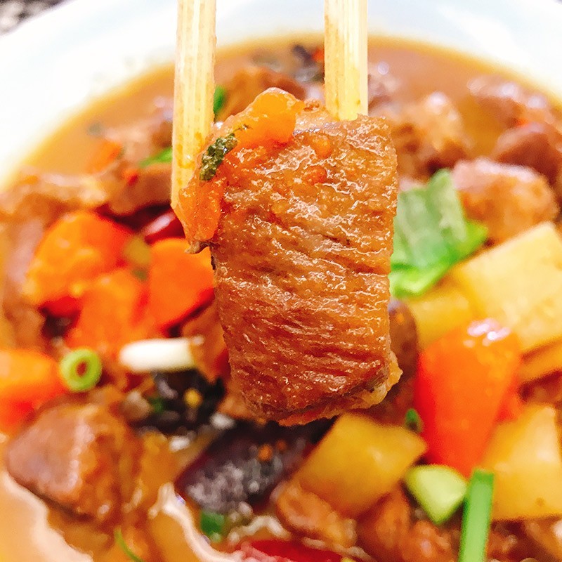 恒都 红烧牛腩250g

拍2件到手1斤装,实付29.9元，折合14.95元/件