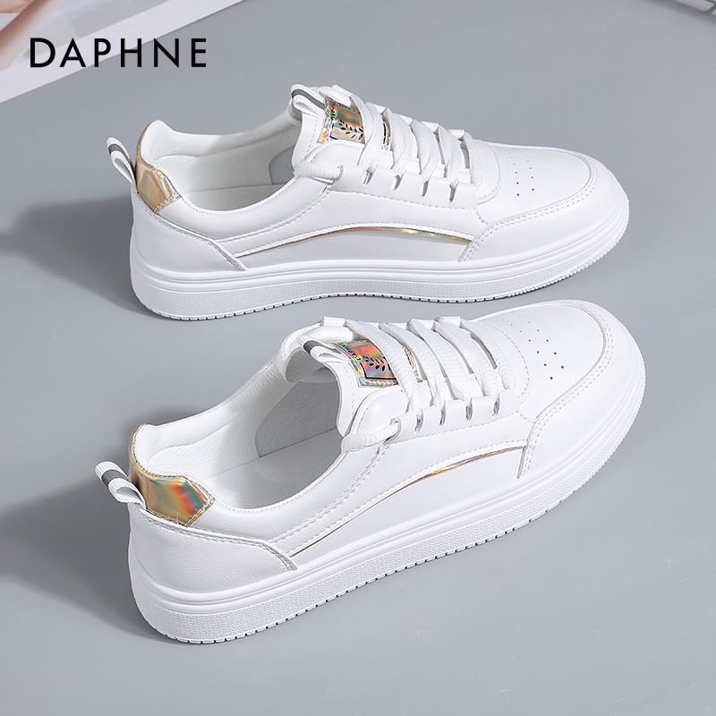 达芙妮（DAPHNE）低帮透气轻便板小白鞋 79元

达芙妮（DAPHNE）百搭运动厚底小白鞋 79元 
