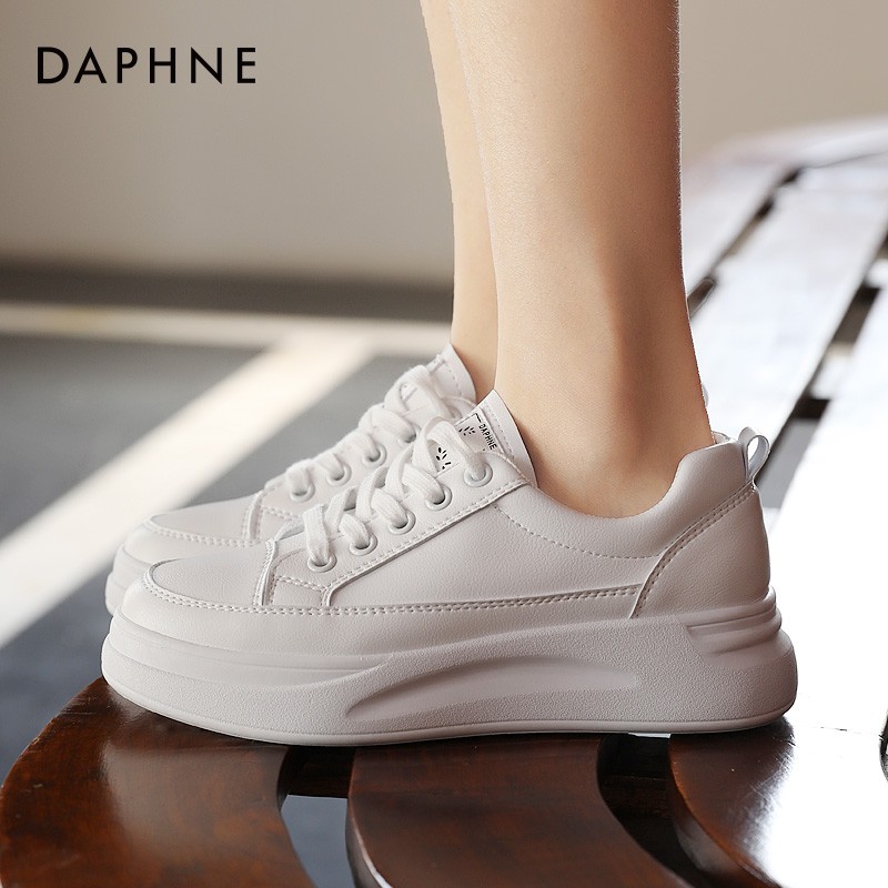达芙妮（DAPHNE）百搭运动厚底小白鞋 79元
